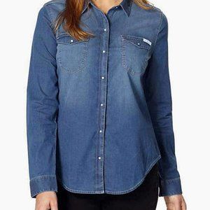 CALVIN KLEIN JEANS || Women's Denim Button Down Shirt - Size M